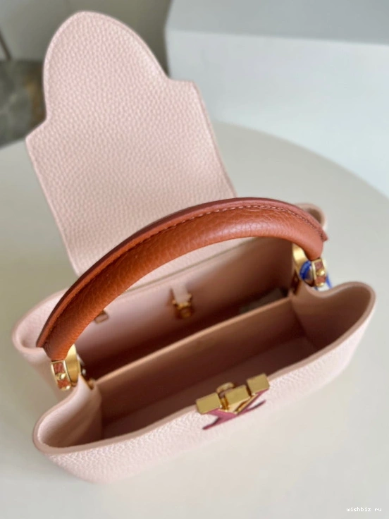 WIS LOUIS VUITTON CAPUCINES BB 0202